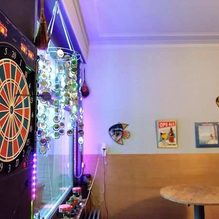 Vakantiewoning In Mol Centrum Met Eigen Bar "Casacuriosa" ภายนอก รูปภาพ
