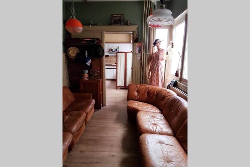 Vakantiewoning In Mol Centrum Met Eigen Bar "Casacuriosa" ภายนอก รูปภาพ