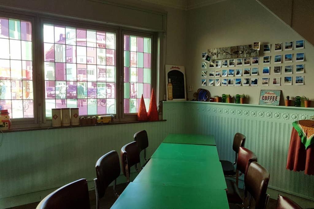 Vakantiewoning In Mol Centrum Met Eigen Bar "Casacuriosa" ภายนอก รูปภาพ