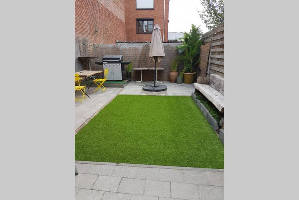 Vakantiewoning In Mol Centrum Met Eigen Bar "Casacuriosa" ภายนอก รูปภาพ