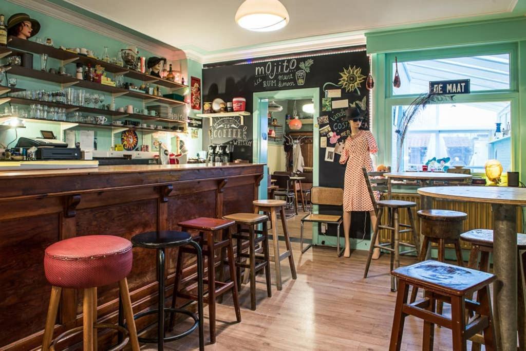 Vakantiewoning In Mol Centrum Met Eigen Bar "Casacuriosa" ภายนอก รูปภาพ