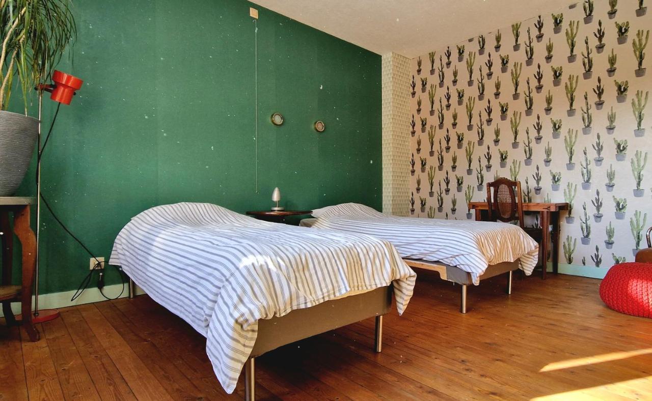 Vakantiewoning In Mol Centrum Met Eigen Bar "Casacuriosa" ภายนอก รูปภาพ